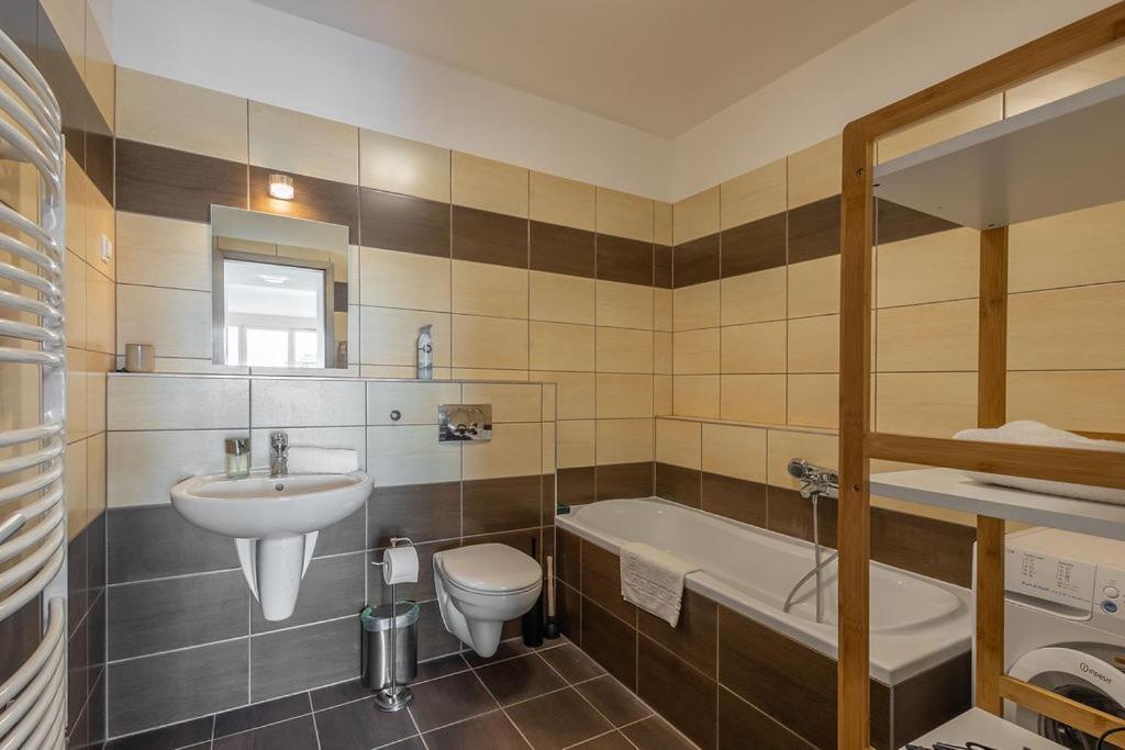 Lelleresort Bltn By Bltn Apartment Balatonlelle